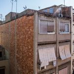 Rent 1 bedroom apartment of 47 m² in Barcelona