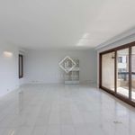Rent 4 bedroom apartment of 335 m² in Valencia