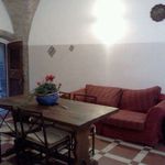 Rent 3 bedroom apartment in Perugia